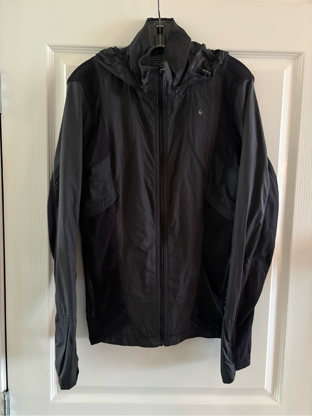 Lululemon running jacket with venting
